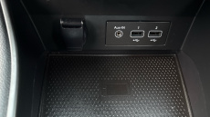 Renault Captur 1.3 TCE 130 BOSE Launch Edition 5dr Petrol Hatchback